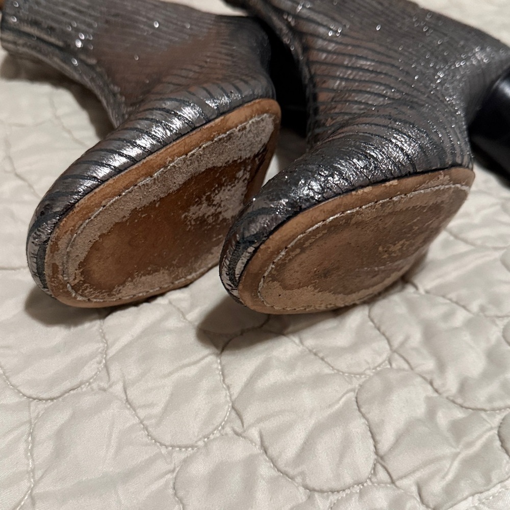 Isabel Marant Ankle Boots Women Leather
Silver - Picture 8 of 13